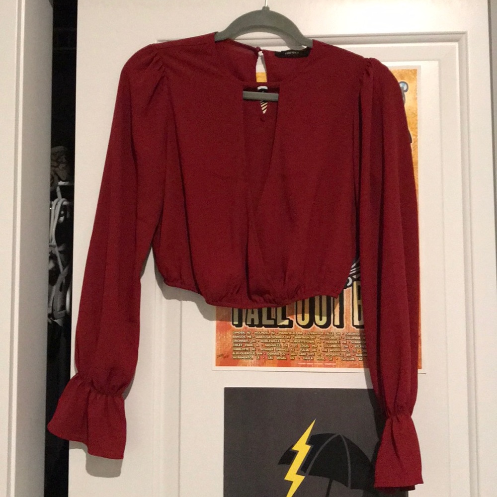 Forever 21 long sleeve crop top